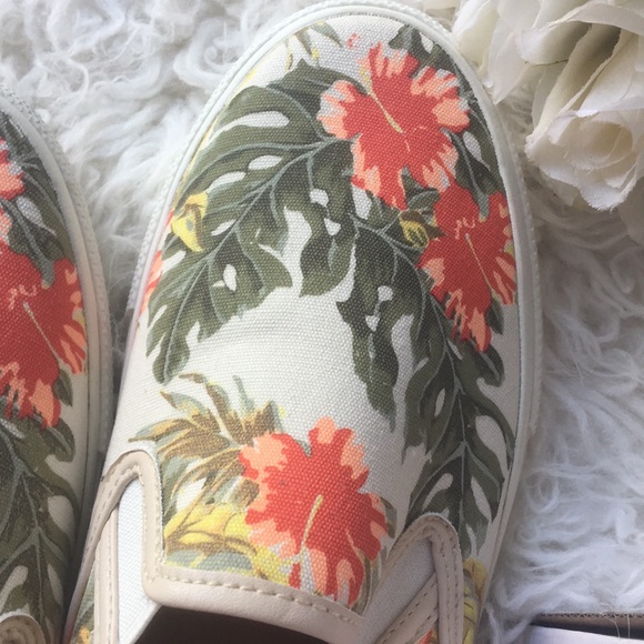 NWT • TALBOTS Jungle Hibiscus Slip On Sneaker - Picture 12 of 16